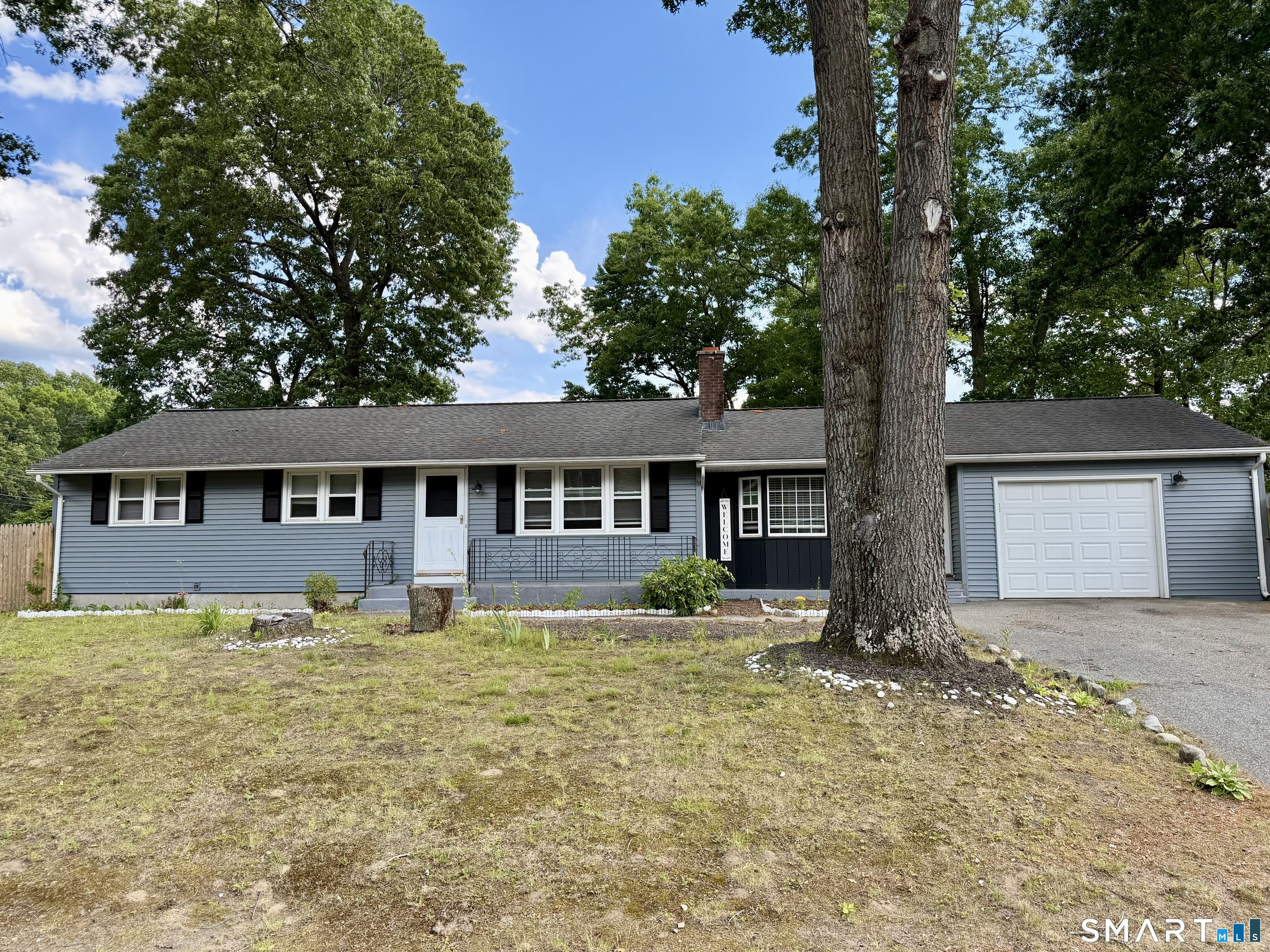 4 Betty Road Enfield CT 06082