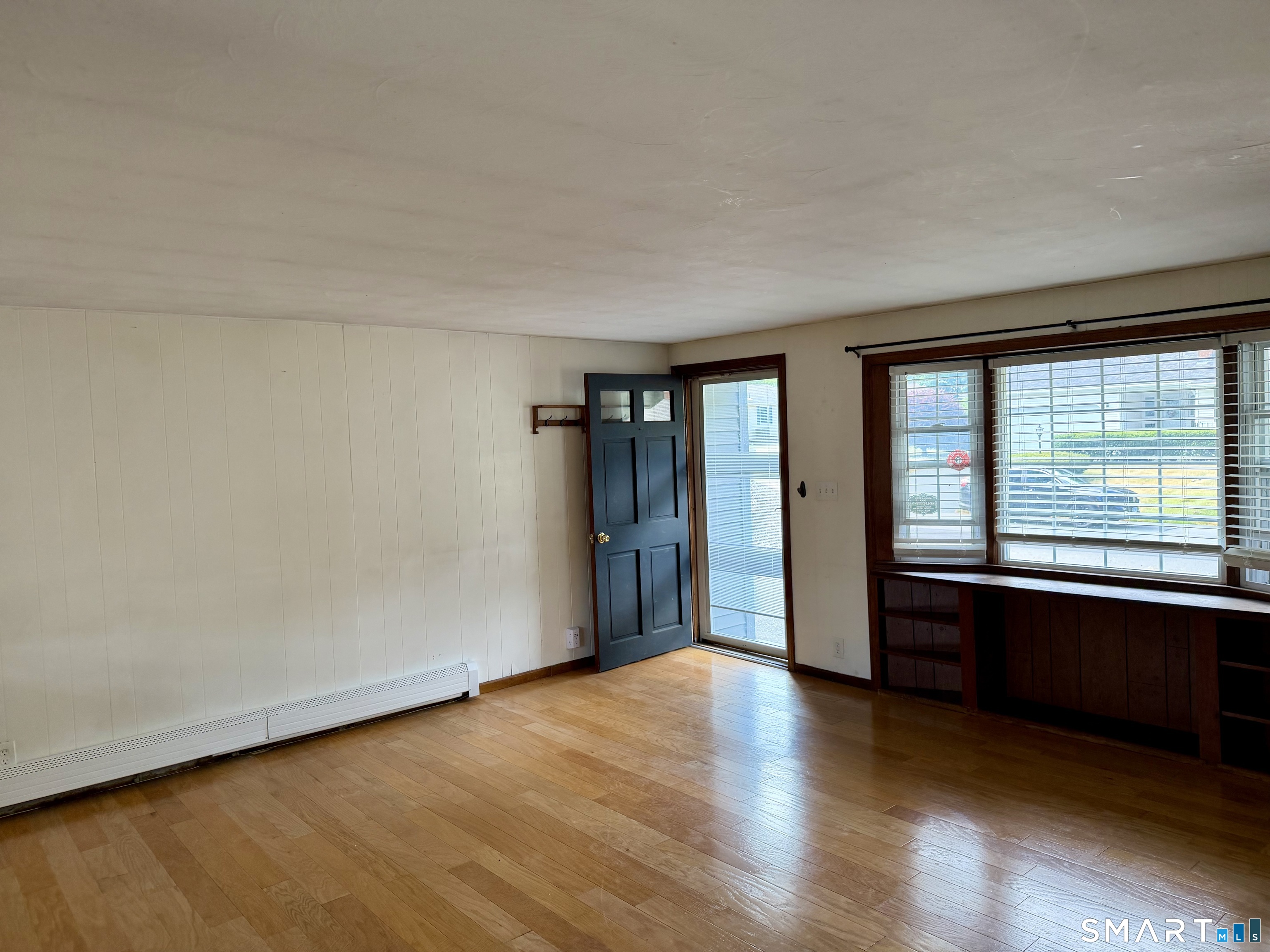 4 Betty Road Enfield CT 06082