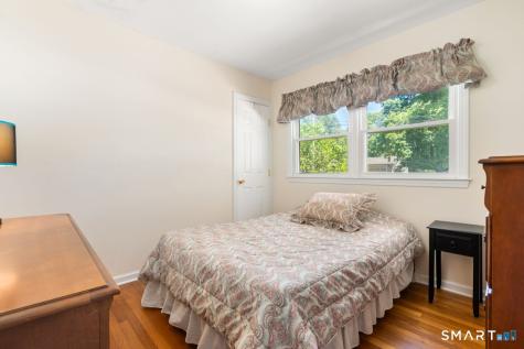9 Stanton Road North Haven CT 06473