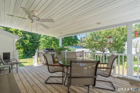 9 Stanton Road North Haven CT 06473