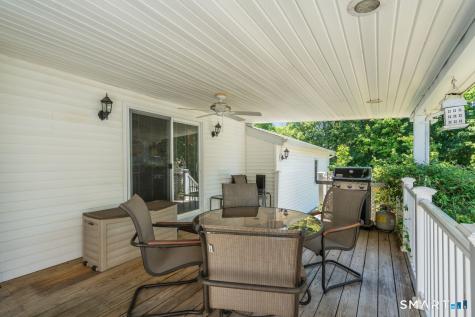9 Stanton Road North Haven CT 06473
