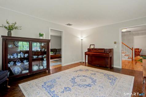 100 Holiday Road Fairfield CT 06825