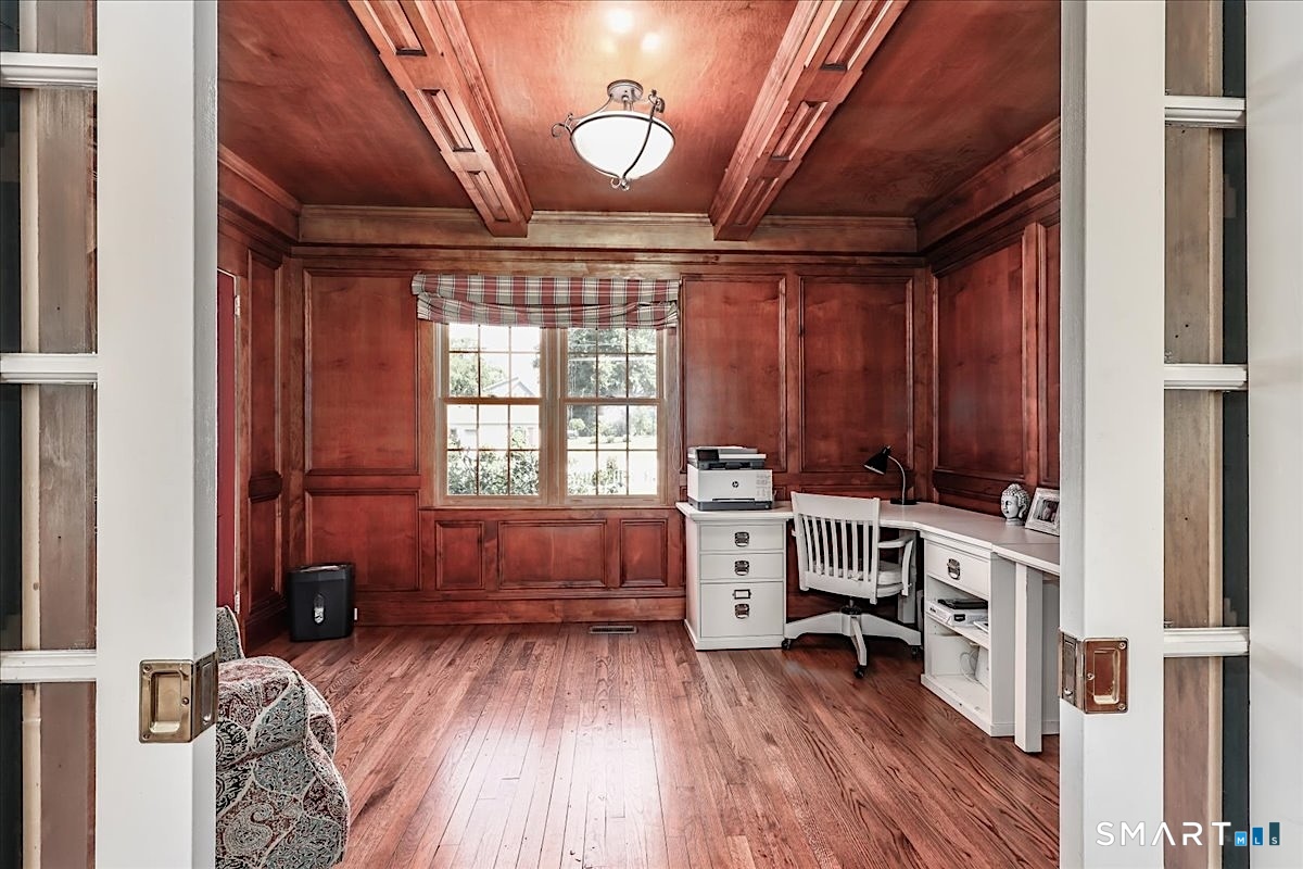 6 Elizabeth Street Newtown CT 06470