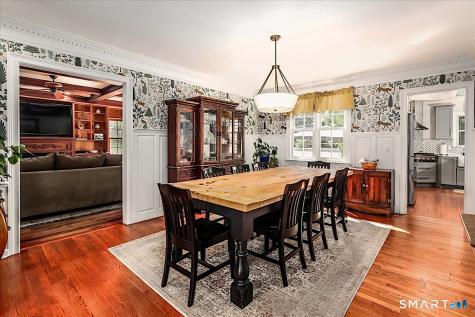 6 Elizabeth Street Newtown CT 06470