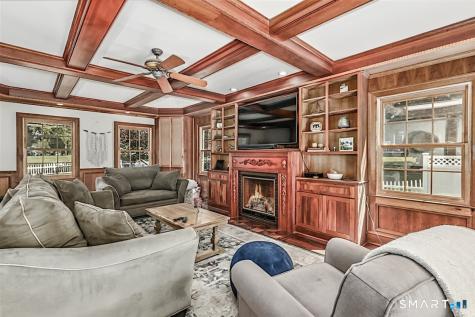 6 Elizabeth Street Newtown CT 06470