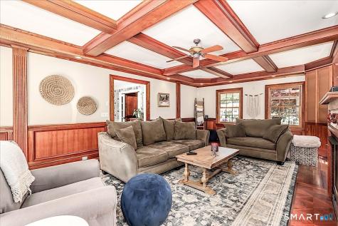 6 Elizabeth Street Newtown CT 06470