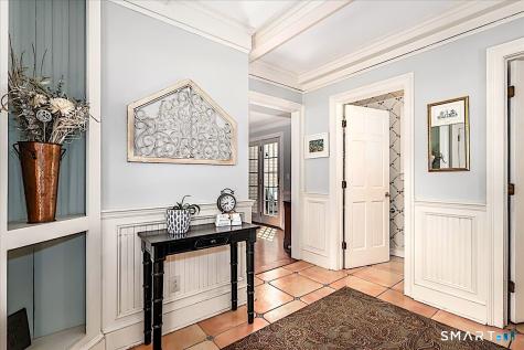 6 Elizabeth Street Newtown CT 06470