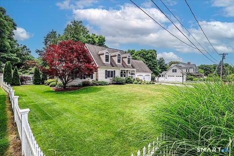 6 Elizabeth Street Newtown CT 06470
