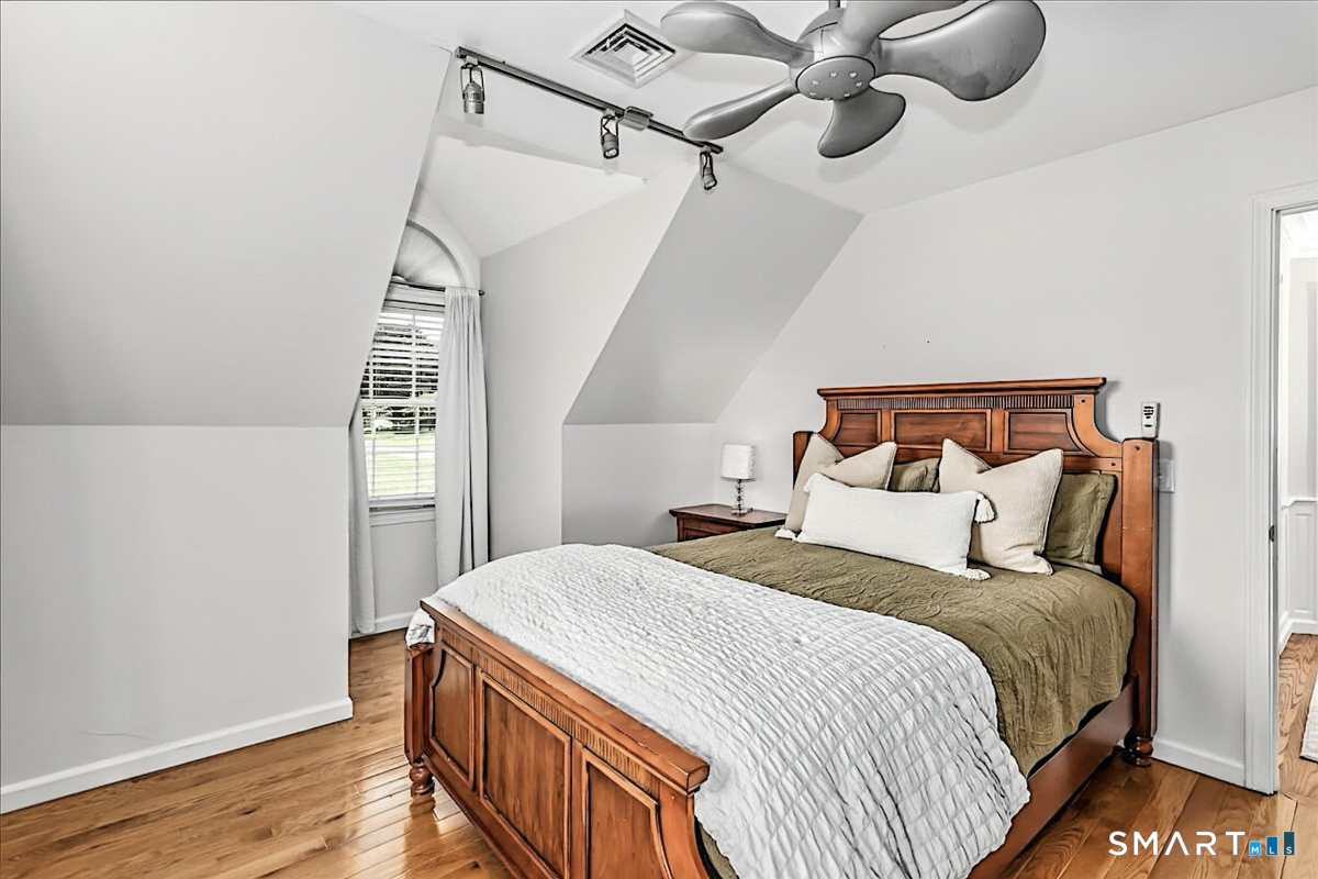 6 Elizabeth Street Newtown CT 06470