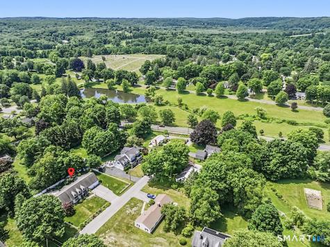 6 Elizabeth Street Newtown CT 06470