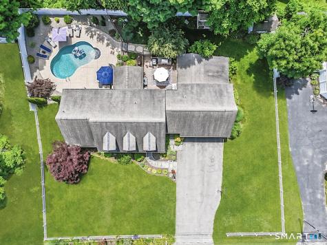 6 Elizabeth Street Newtown CT 06470