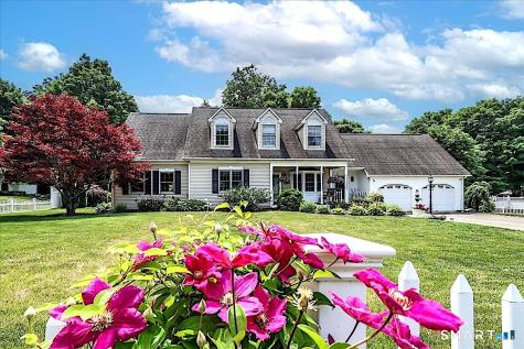 6 Elizabeth Street Newtown CT 06470