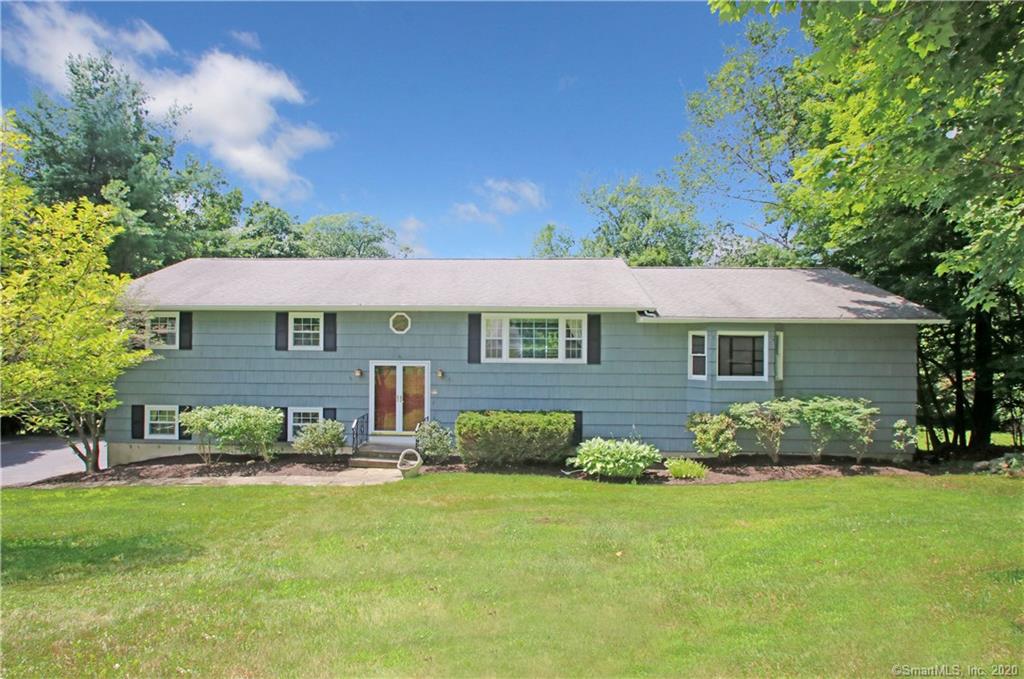 11 Indian Hill Lane New Fairfield CT 06812