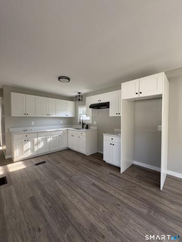 69 Nancy Lane Naugatuck CT 06770