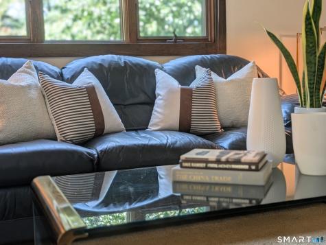 70 Hoadley Creek Circle Guilford CT 06437