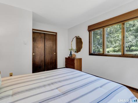 70 Hoadley Creek Circle Guilford CT 06437