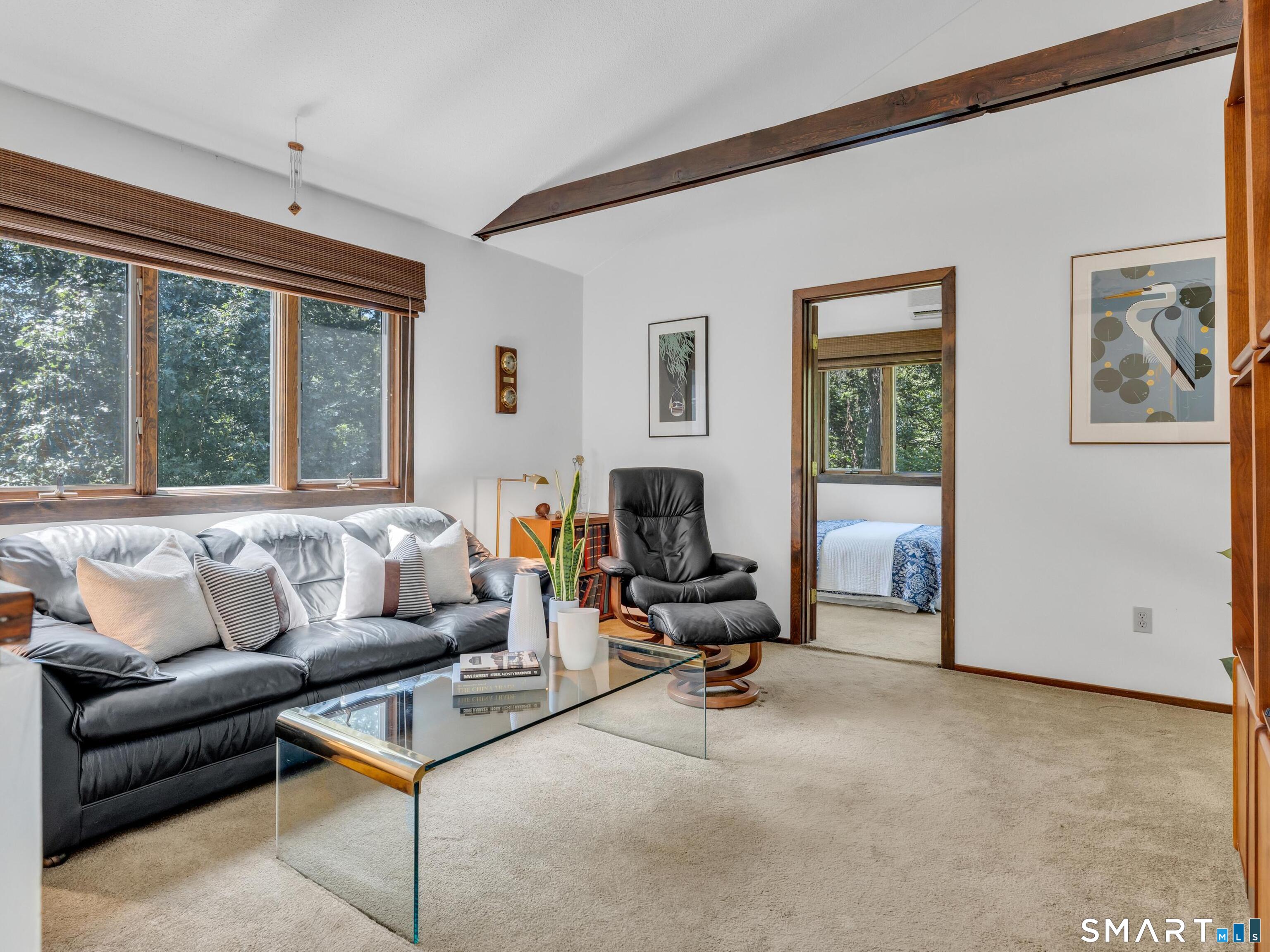 70 Hoadley Creek Circle Guilford CT 06437