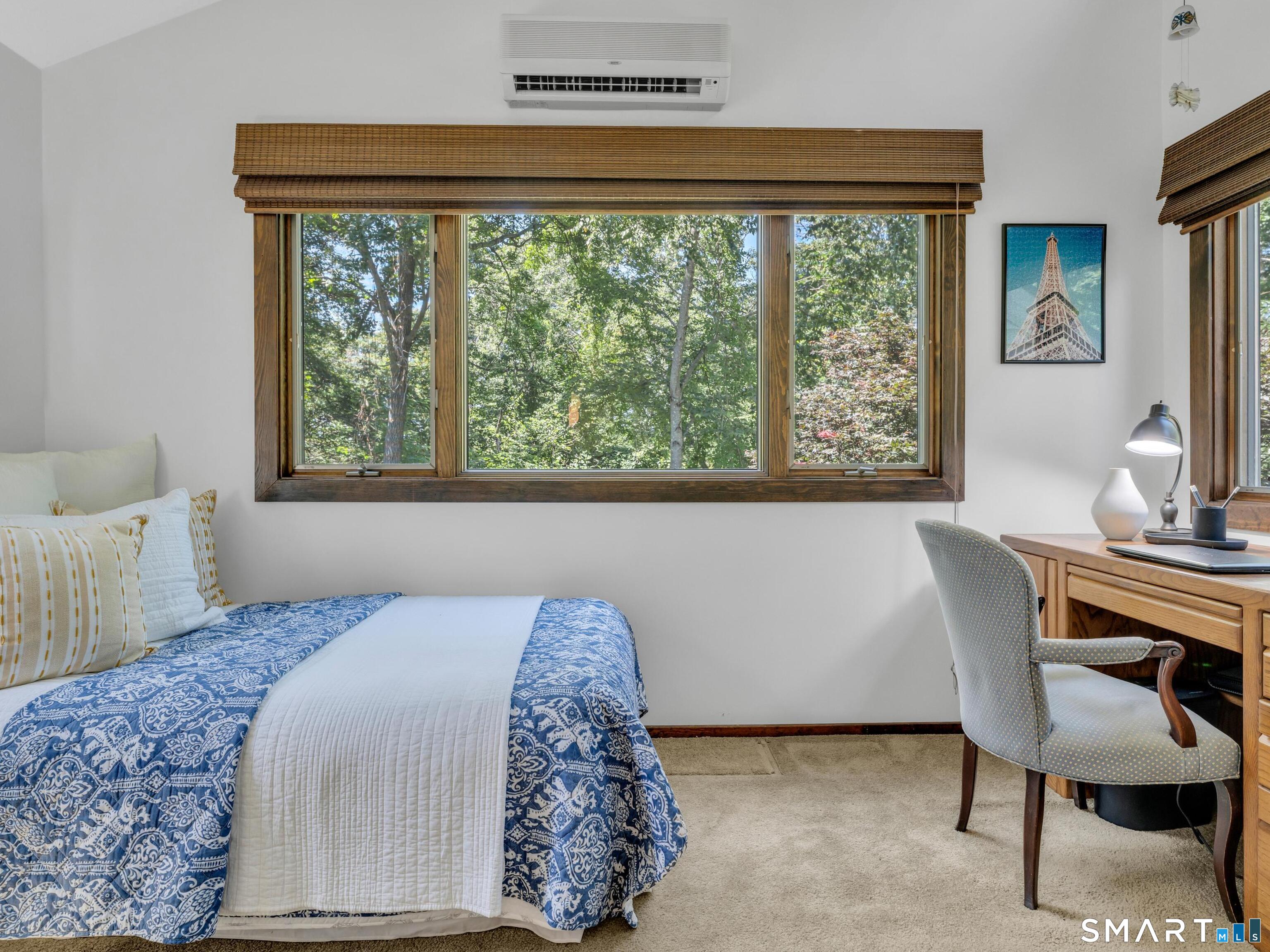 70 Hoadley Creek Circle Guilford CT 06437