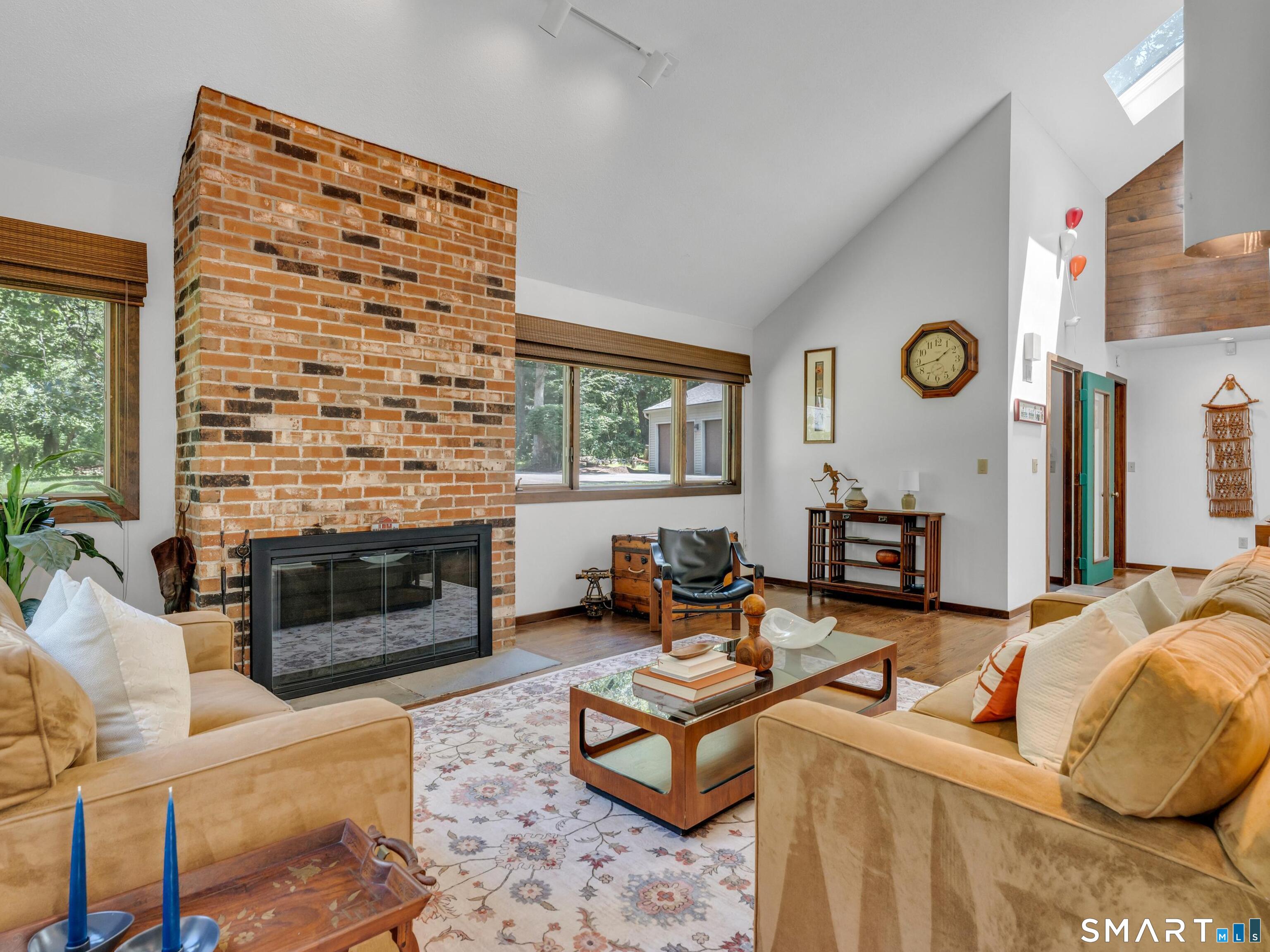 70 Hoadley Creek Circle Guilford CT 06437