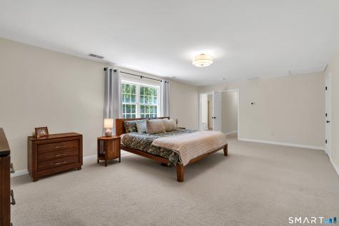 5 August Meadows Ledyard CT 06339