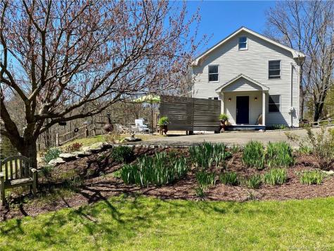 325 Everett Road Easton CT 06612