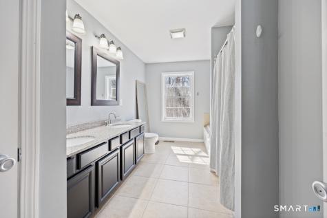 23 Woodberry Court Wolcott CT 06716