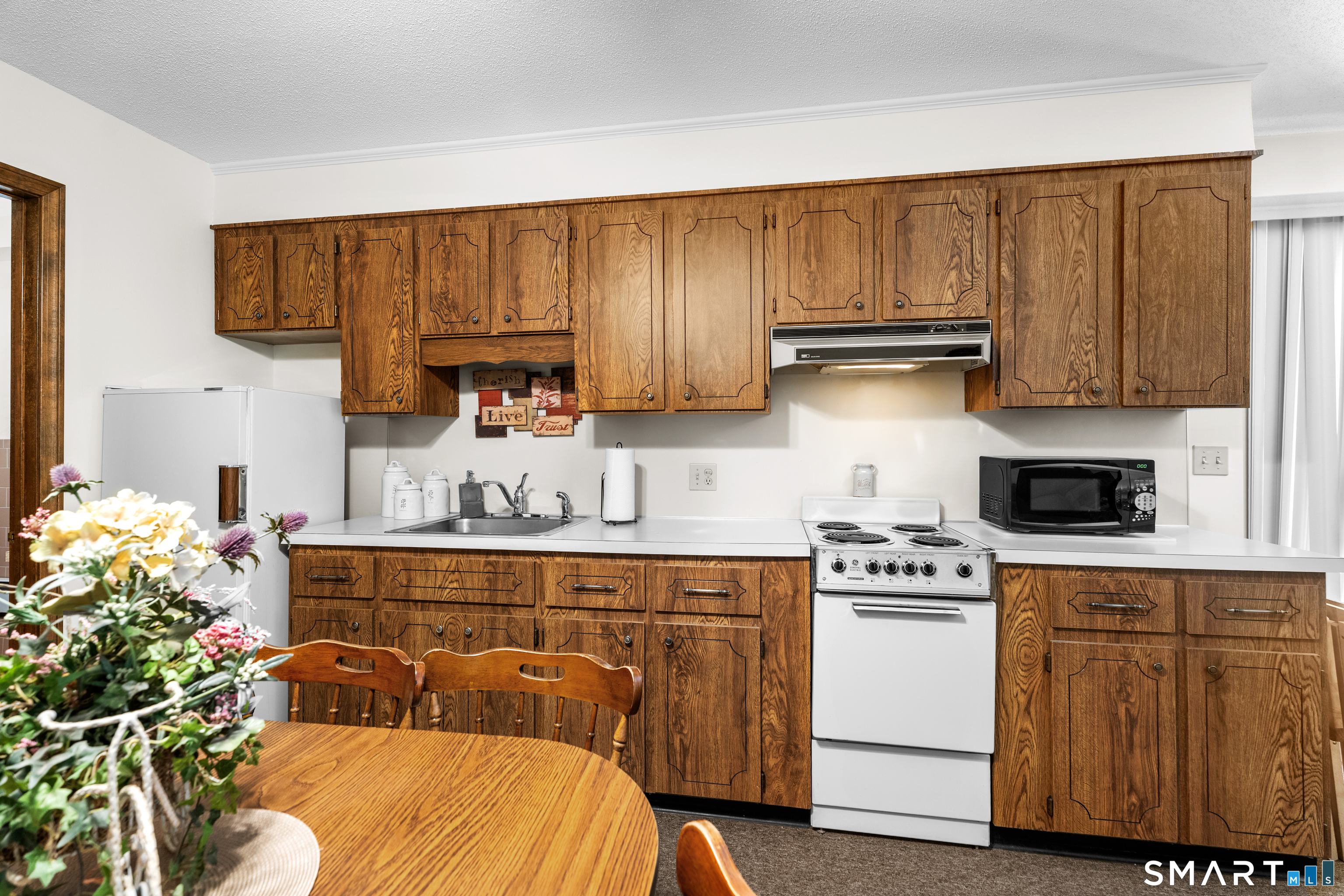 11 Middleway East Waterbury CT 06708