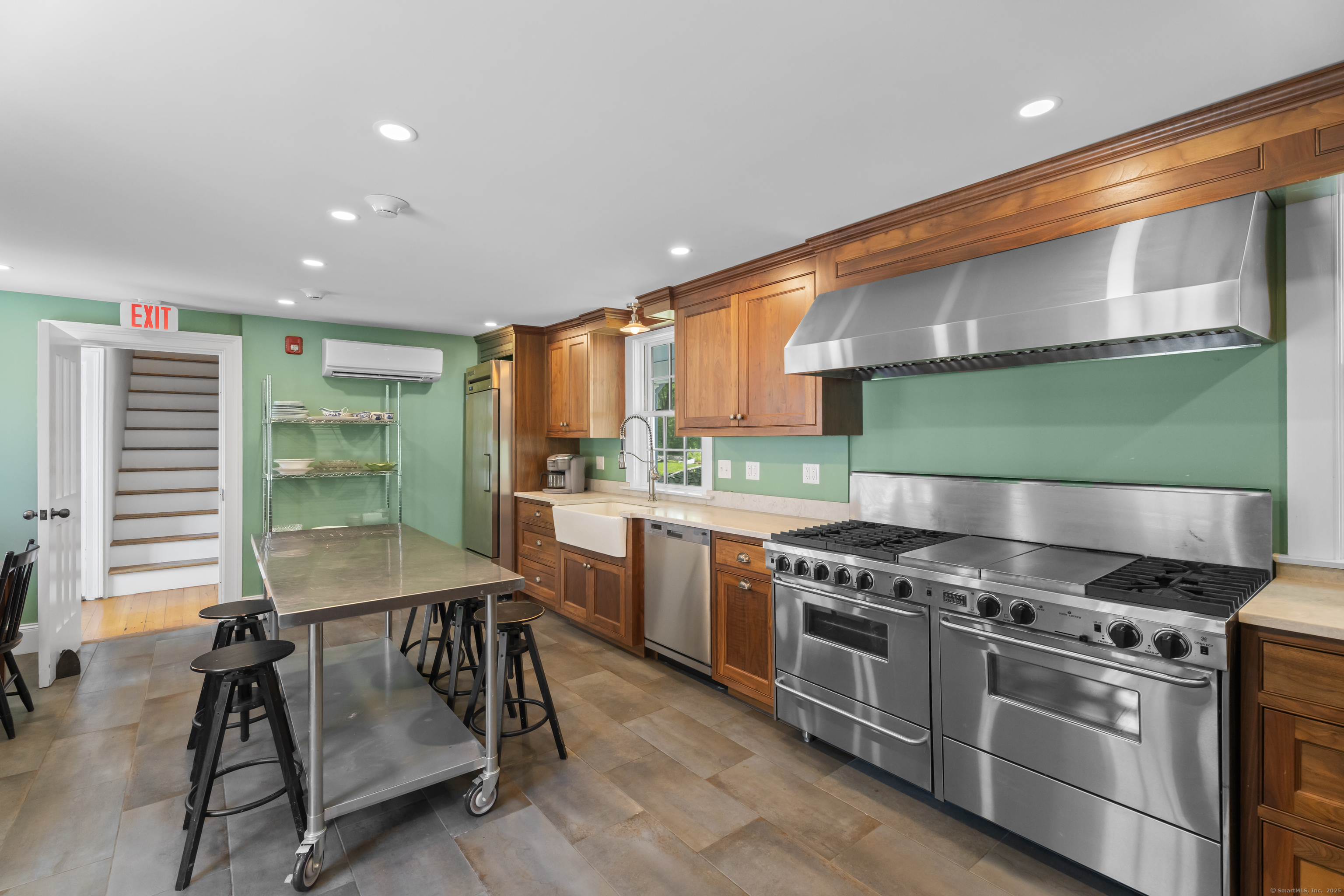 1189 Pequot Trail Stonington CT 06378