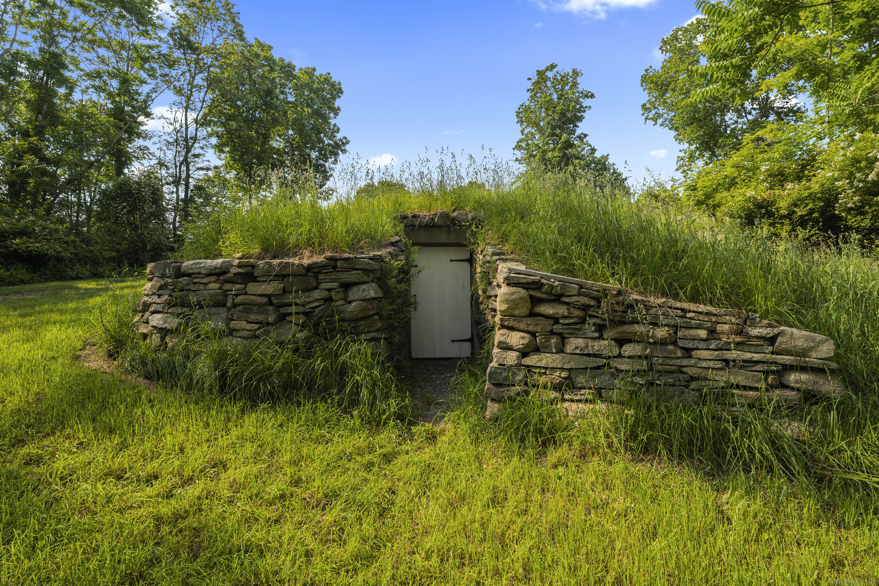 1189 Pequot Trail Stonington CT 06378