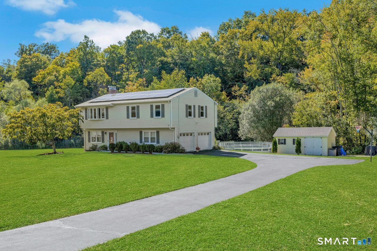 40 Greenridge Drive Brookfield CT 06804