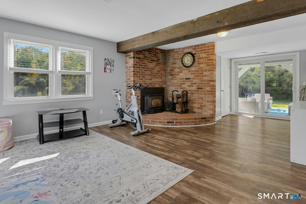 40 Greenridge Drive Brookfield CT 06804