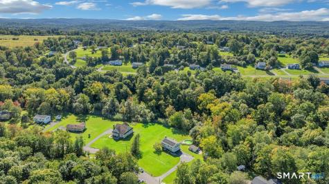 40 Greenridge Drive Brookfield CT 06804