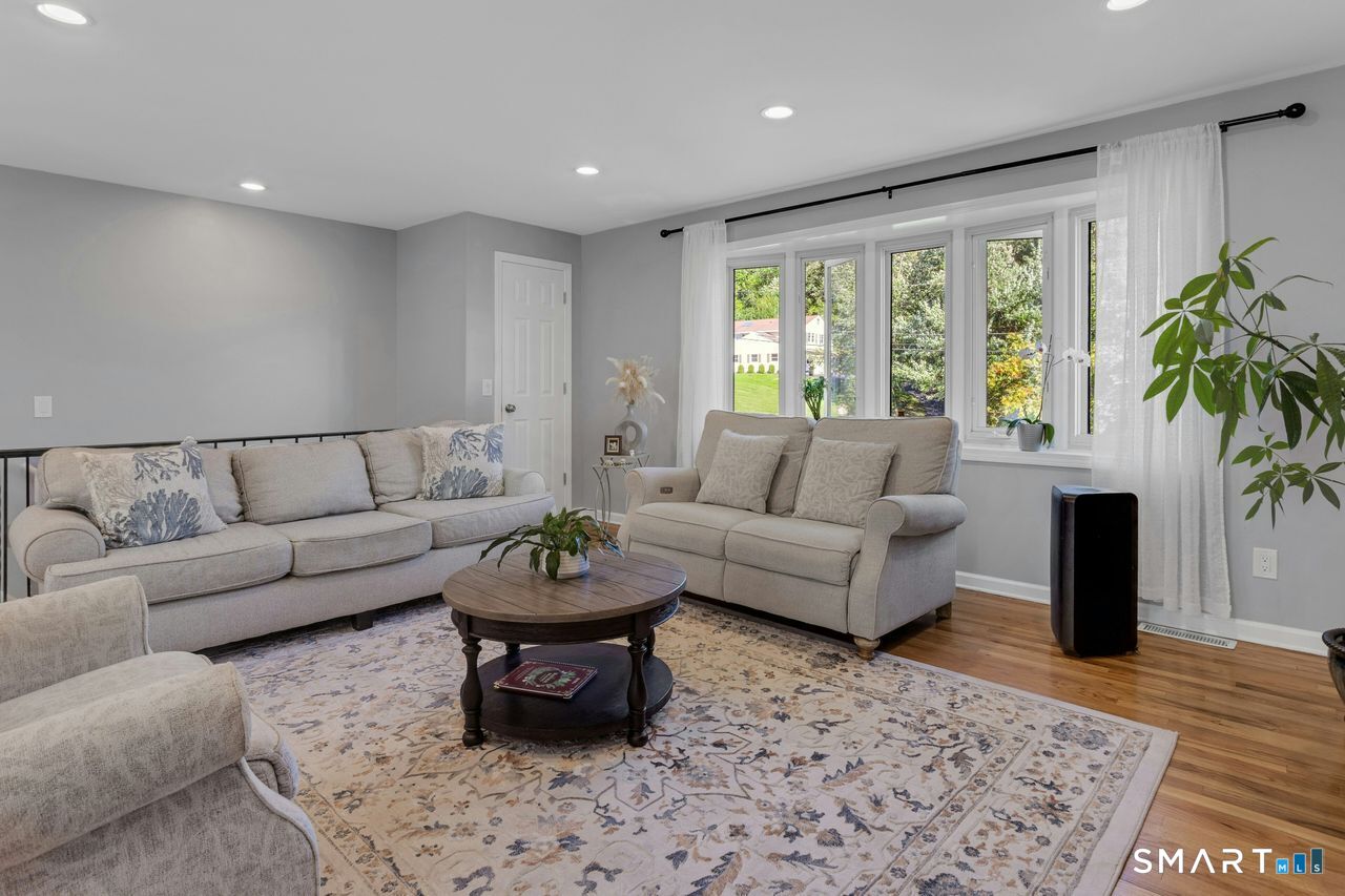 40 Greenridge Drive Brookfield CT 06804