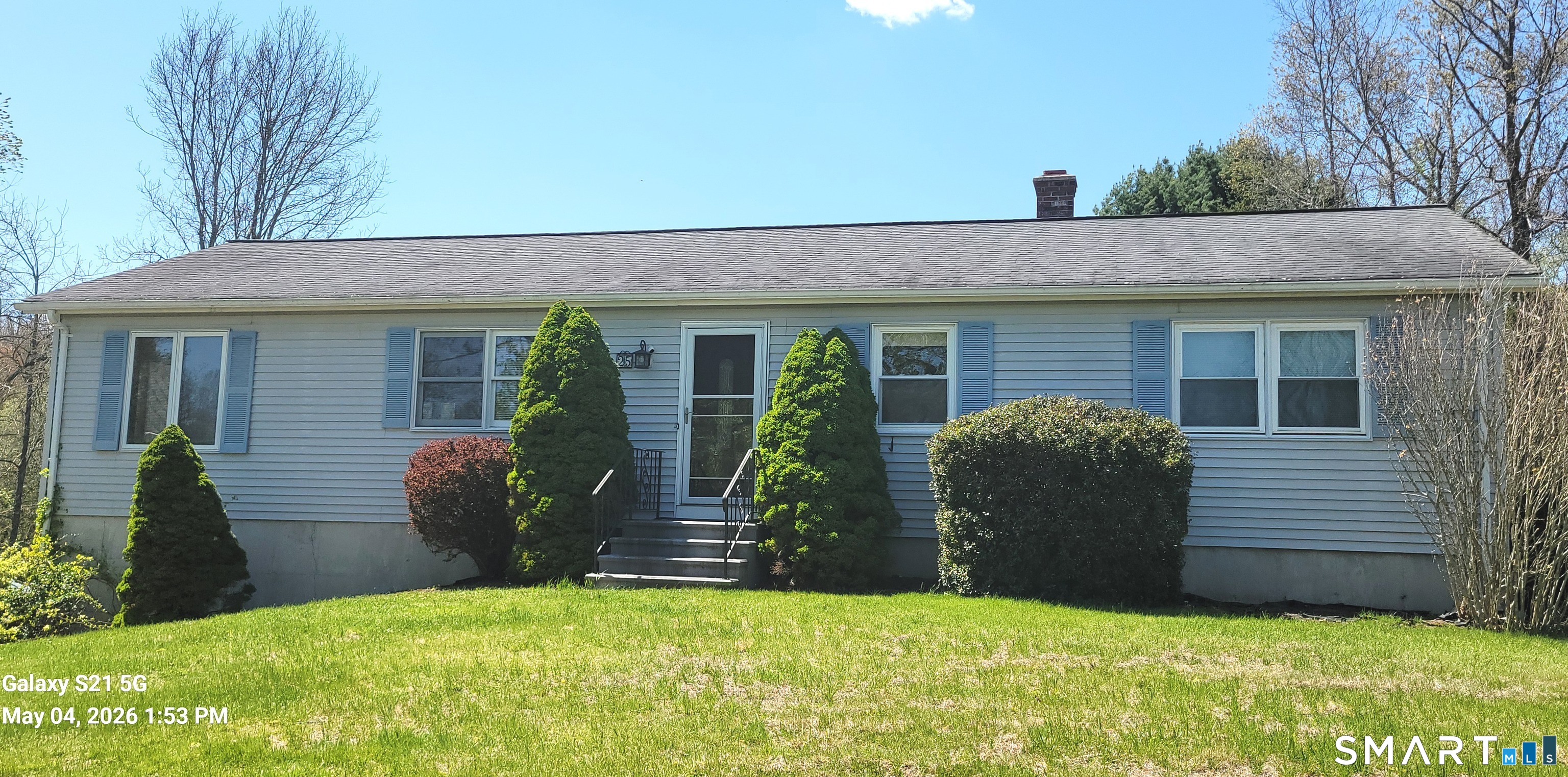25 Mohegan Drive Griswold CT 06351