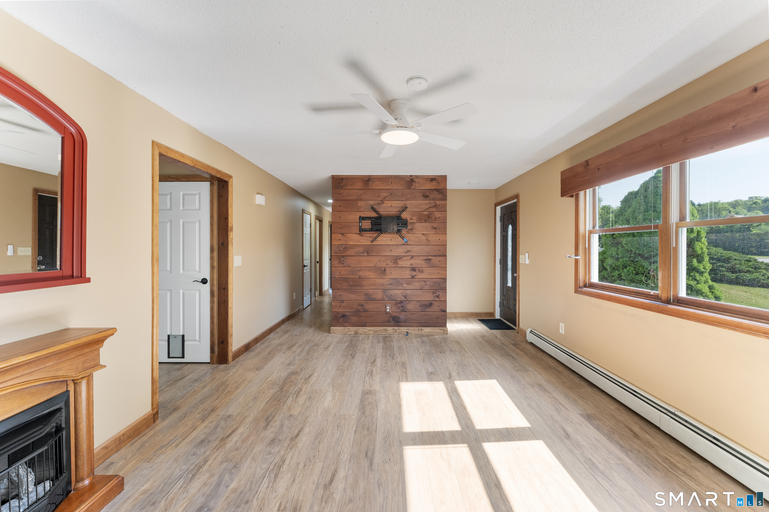 25 Mohegan Drive Griswold CT 06351
