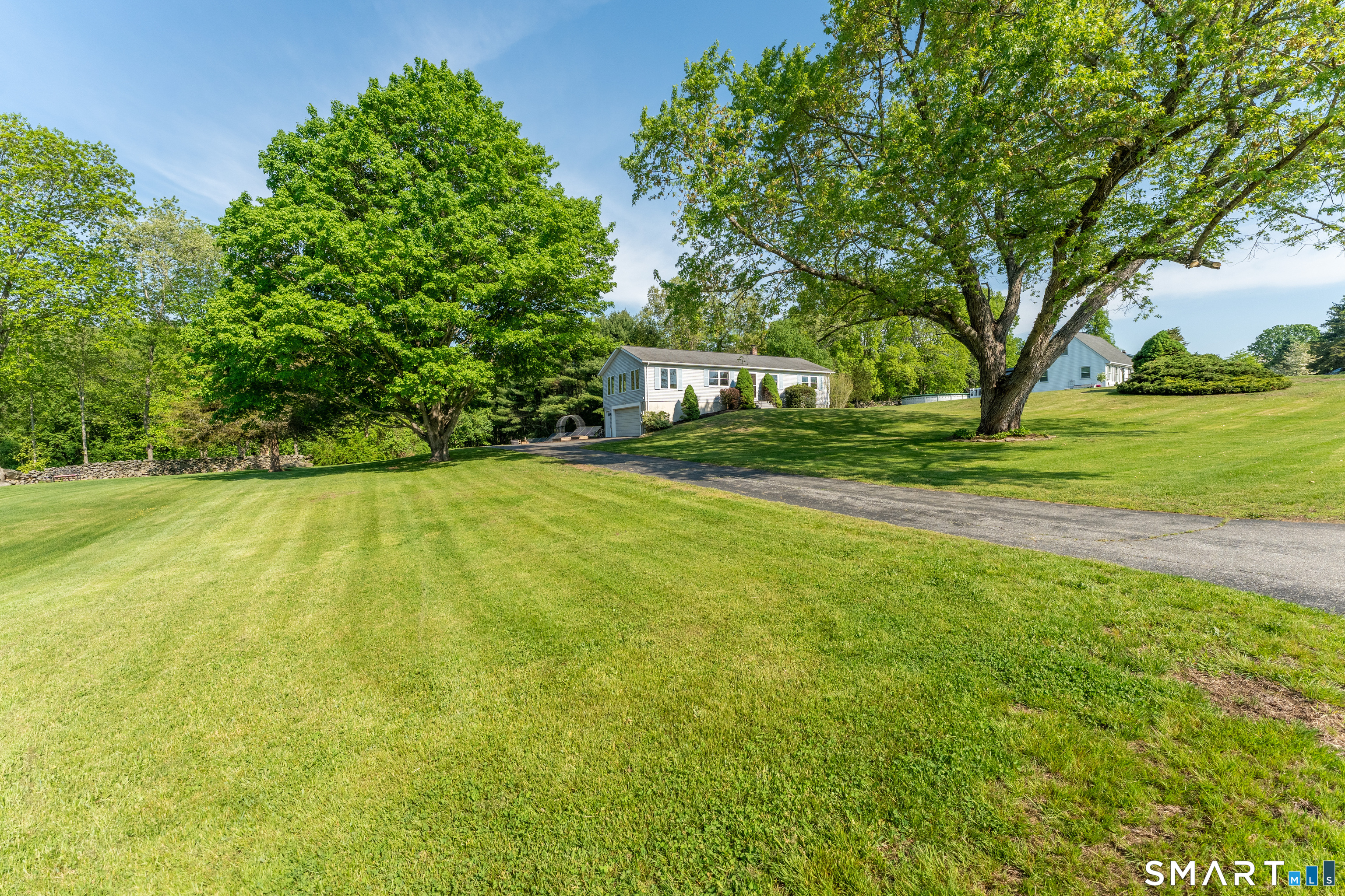 25 Mohegan Drive Griswold CT 06351
