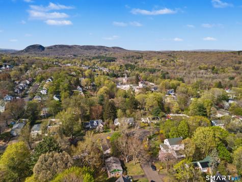 60 Briarcliff Road Hamden CT 06518
