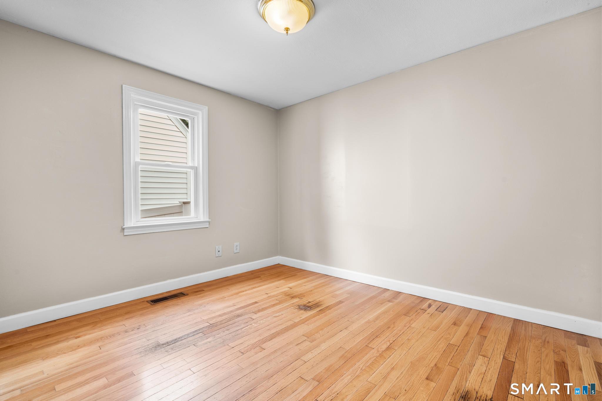 362 East Road Bristol CT 06010