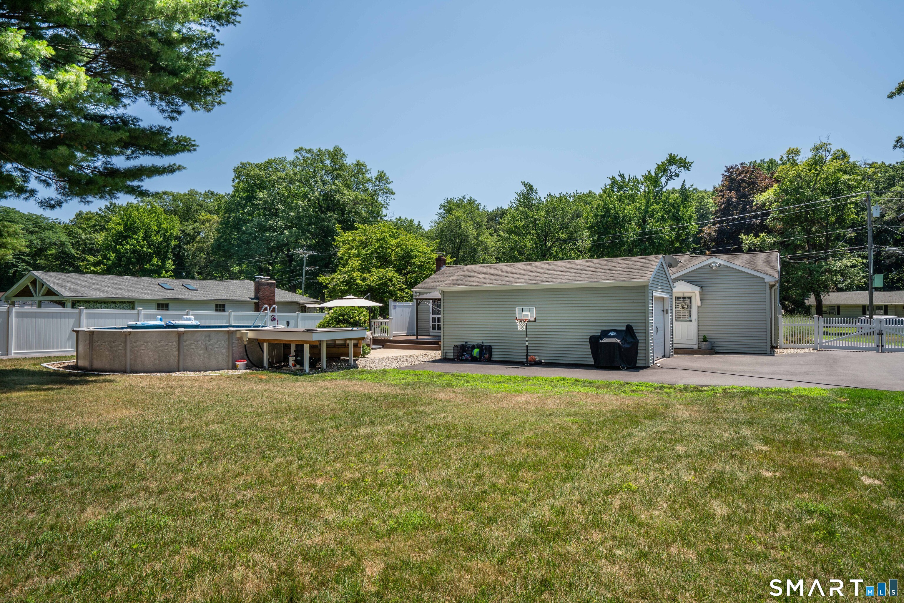 355 Burnham Street Manchester CT 06042
