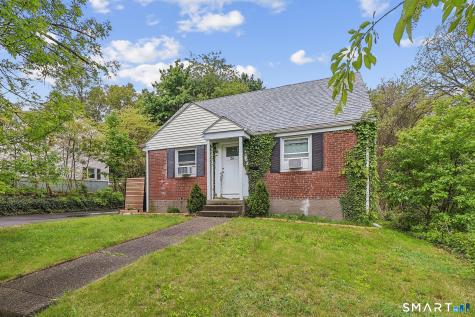 26 Farnsworth Street Hamden CT 06517