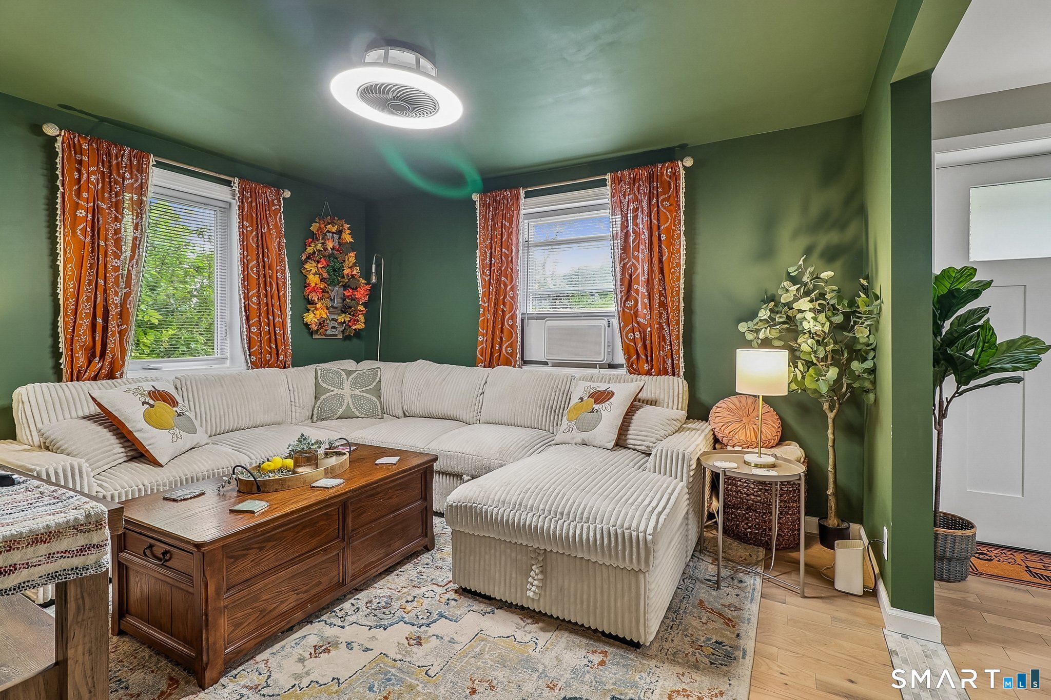 26 Farnsworth Street Hamden CT 06517