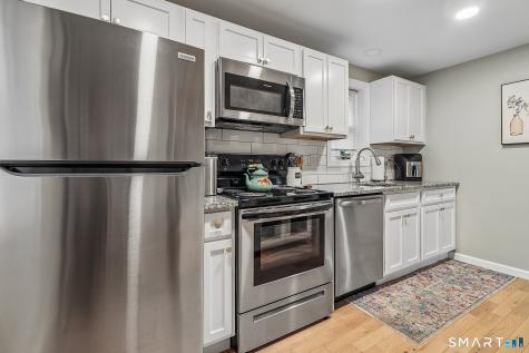 26 Farnsworth Street Hamden CT 06517