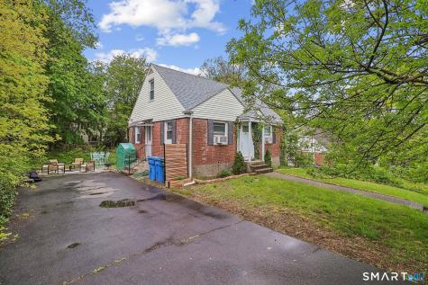 26 Farnsworth Street Hamden CT 06517