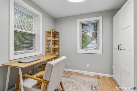 26 Farnsworth Street Hamden CT 06517