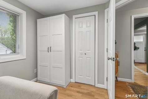 26 Farnsworth Street Hamden CT 06517