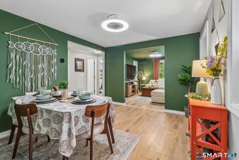 26 Farnsworth Street Hamden CT 06517