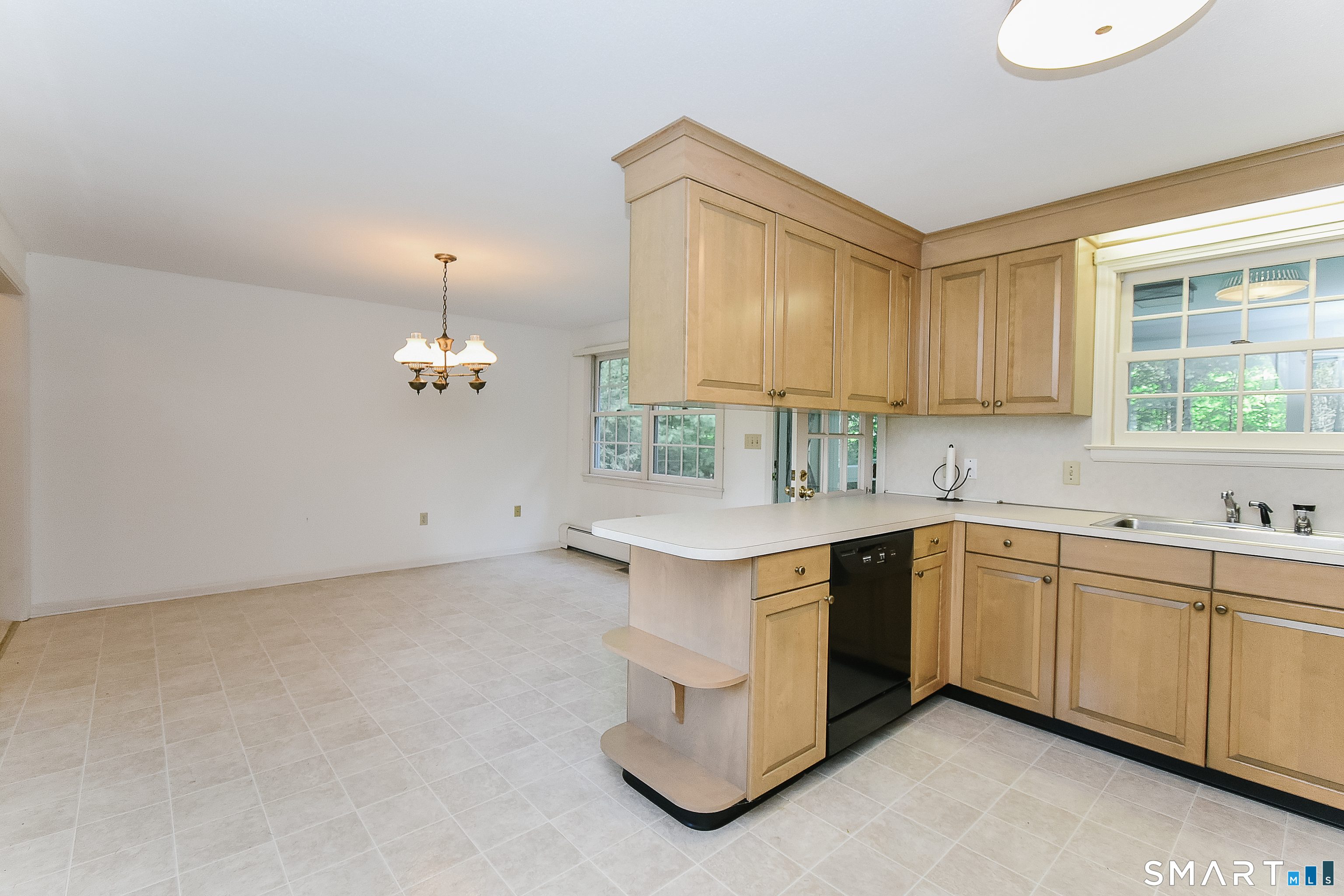 162 Roslyn Drive New Britain CT 06052