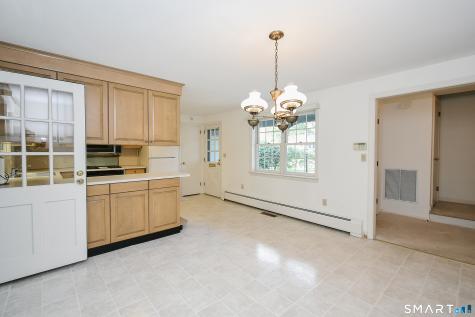 162 Roslyn Drive New Britain CT 06052