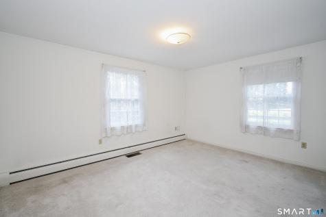 162 Roslyn Drive New Britain CT 06052