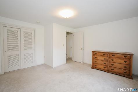 162 Roslyn Drive New Britain CT 06052
